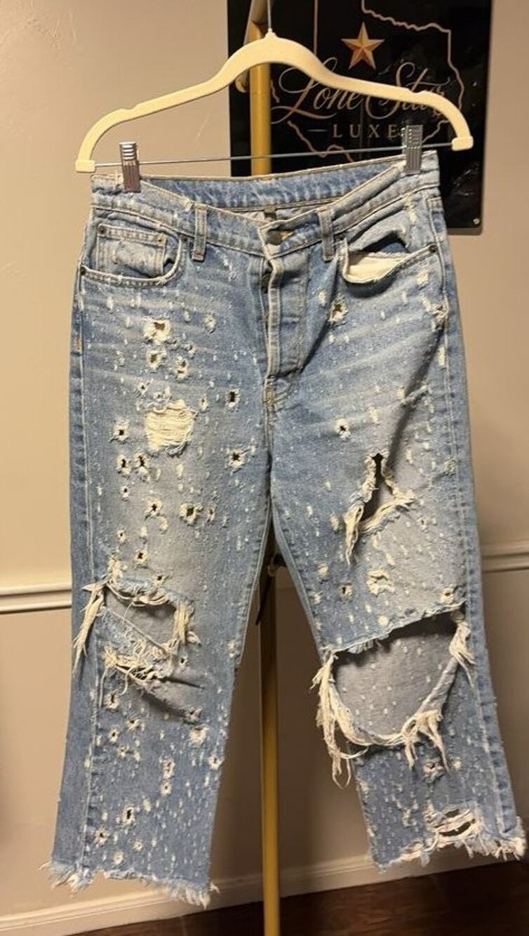 CARMAR Los Angeles Distressed Light Wash Straight Leg Jeans Size 27